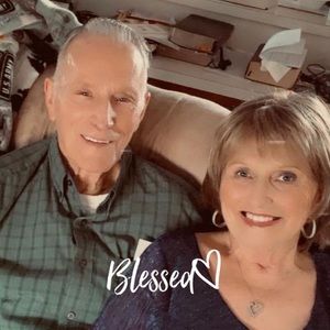 Meet your Posher, Mae